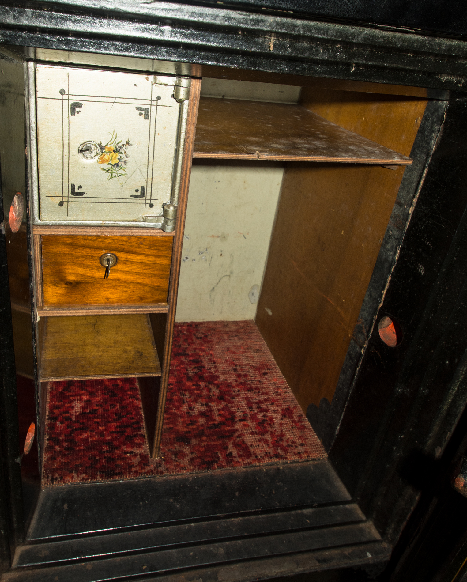 Antique Yale Safe