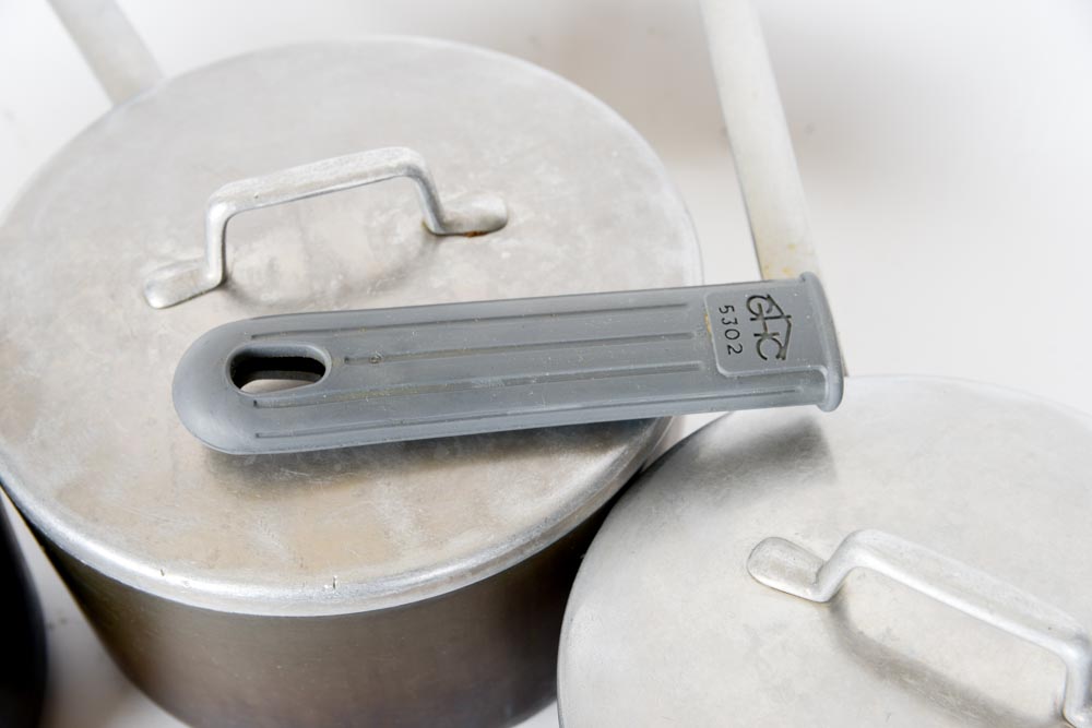 Set of Three Magnalite Pots