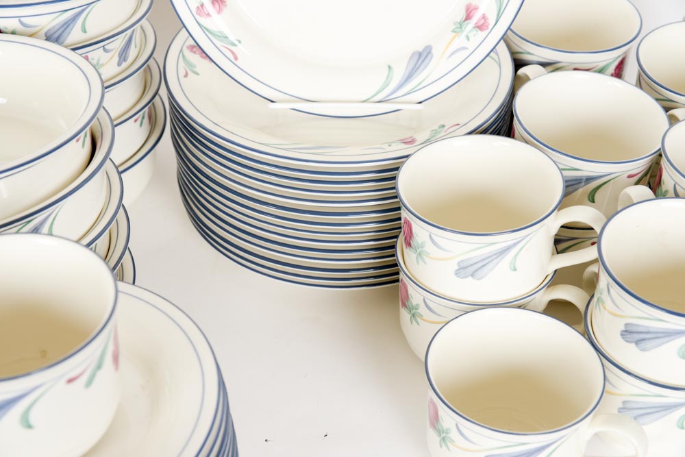 Lenox "Poppies on Blue" Chinastone Set