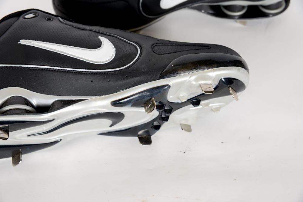 Men's Nike Shox Monster Cleats