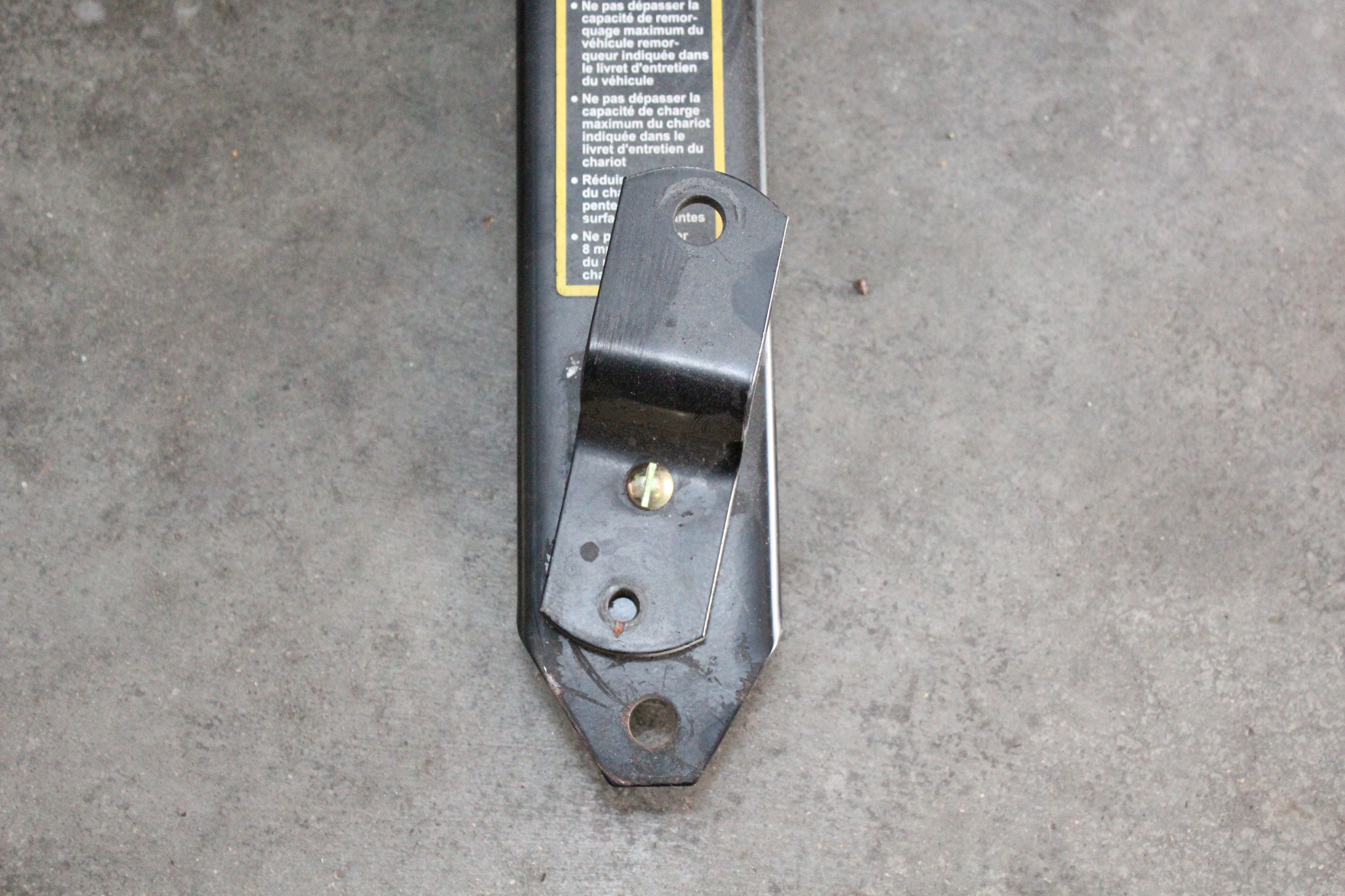 LA105 John Deere Tractor 100 Series and Trailer