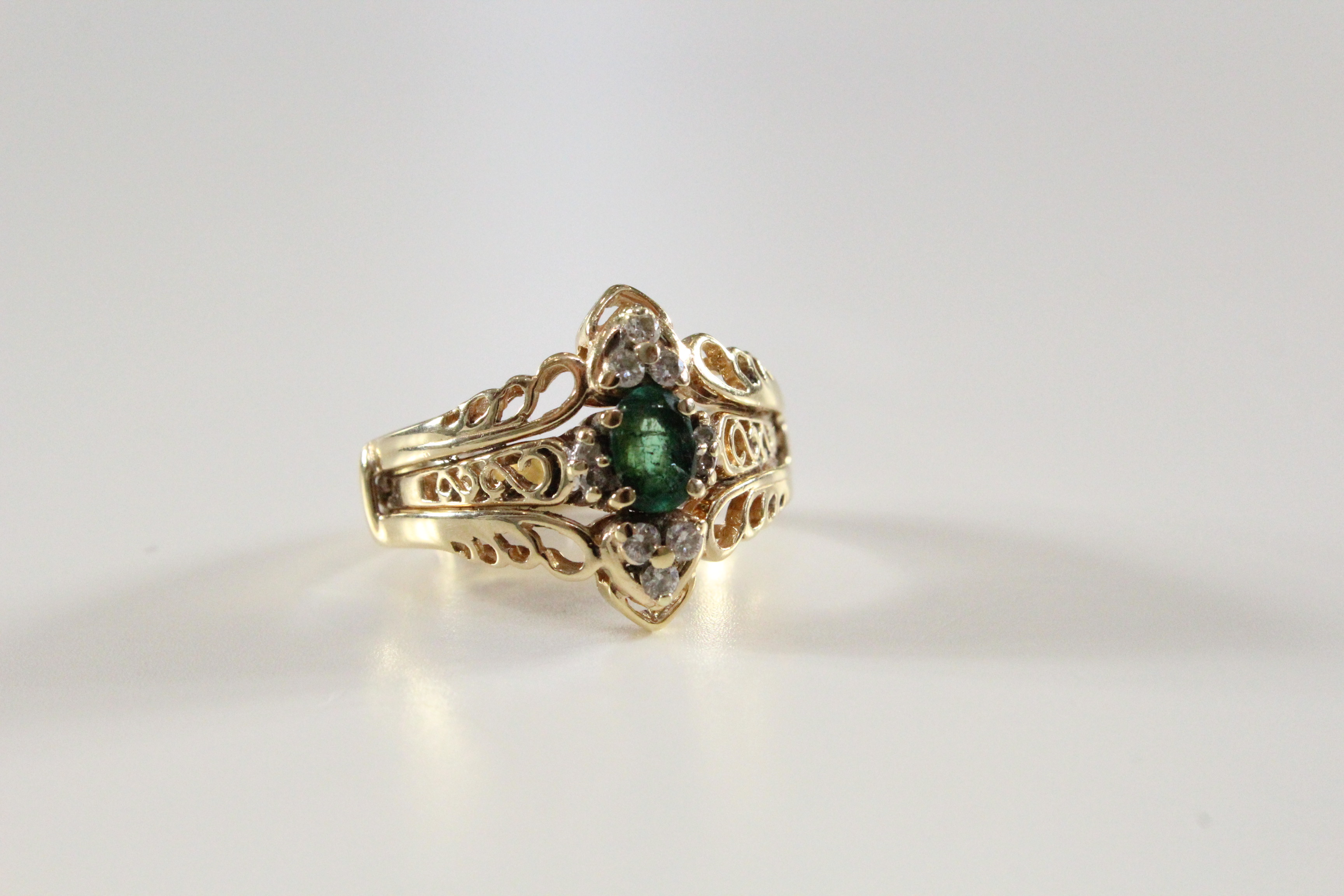 10K Yellow Gold Diamond and Emerald Ring
