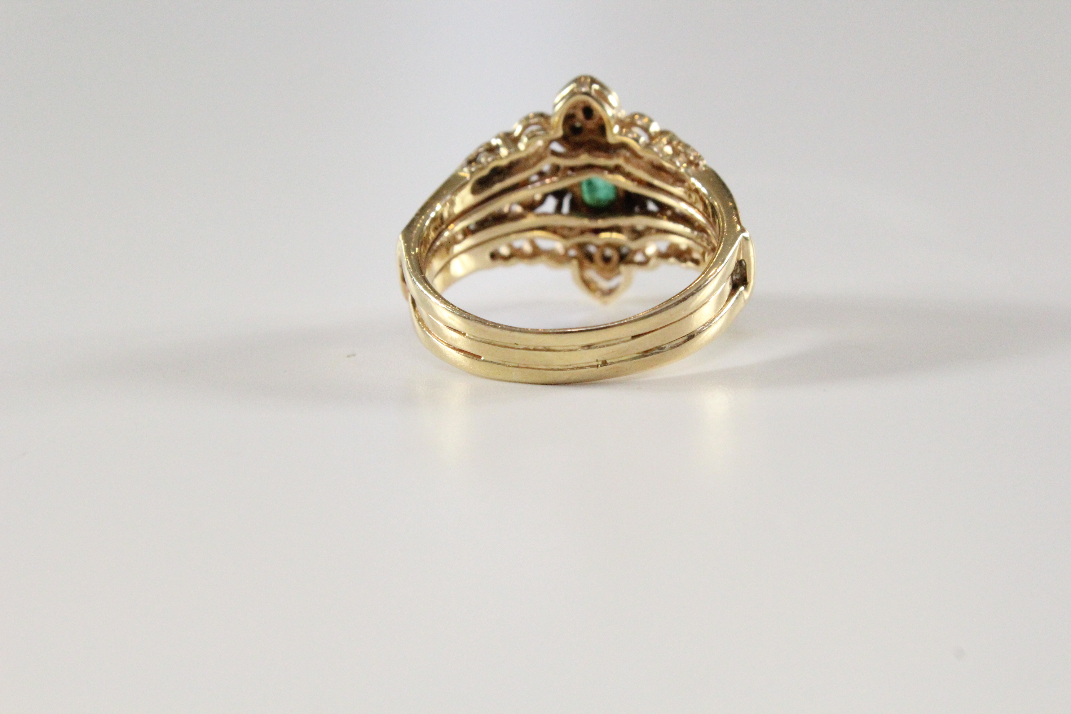 10K Yellow Gold Diamond and Emerald Ring