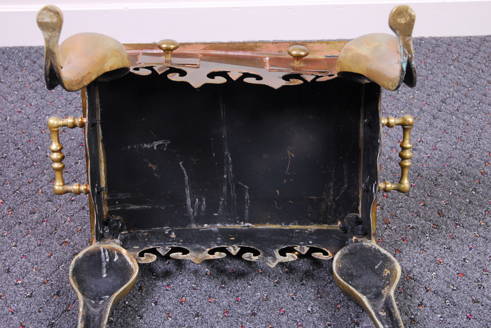 Vintage Queen Anne Style Brass Trivet