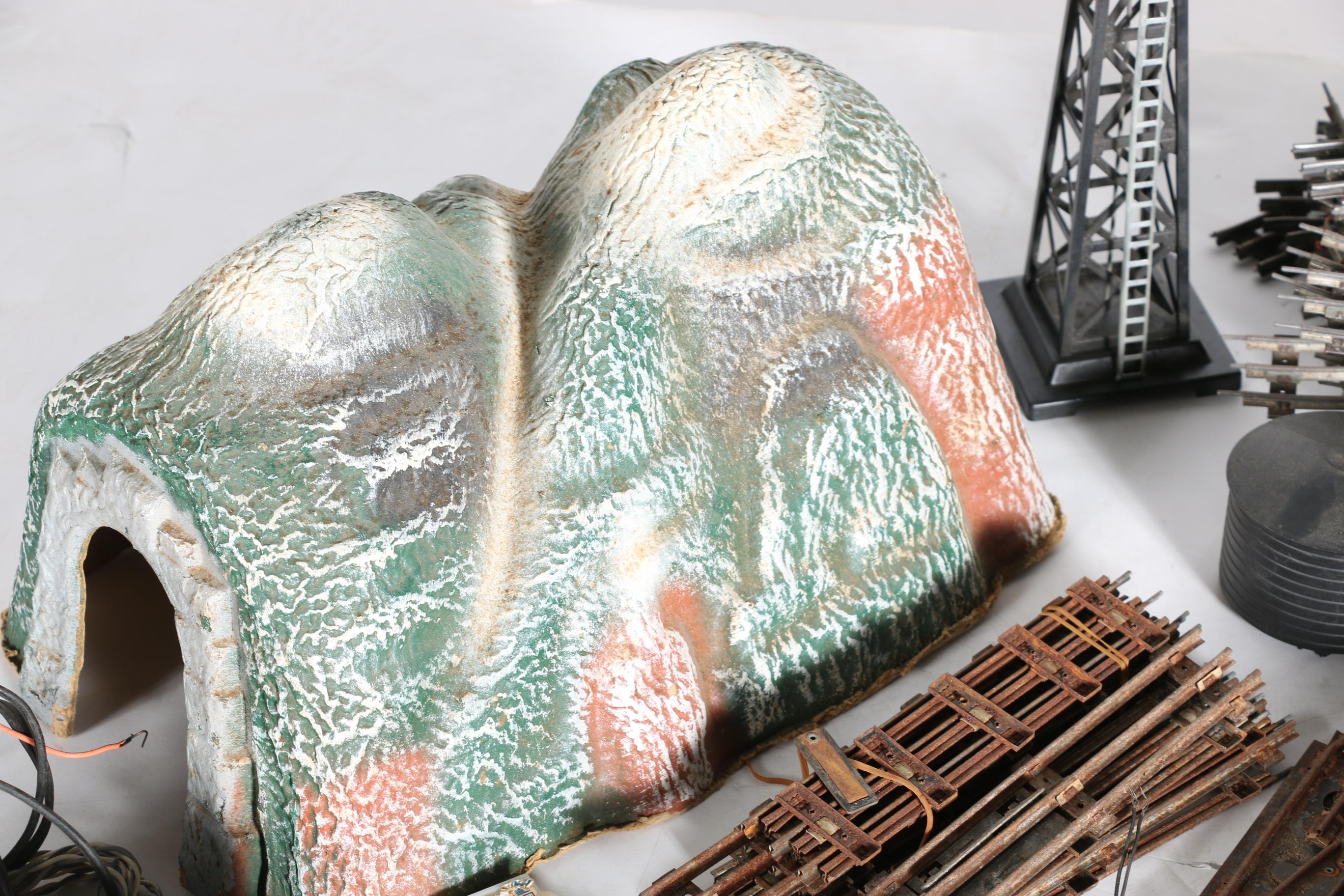 O Gauge Train Accessories