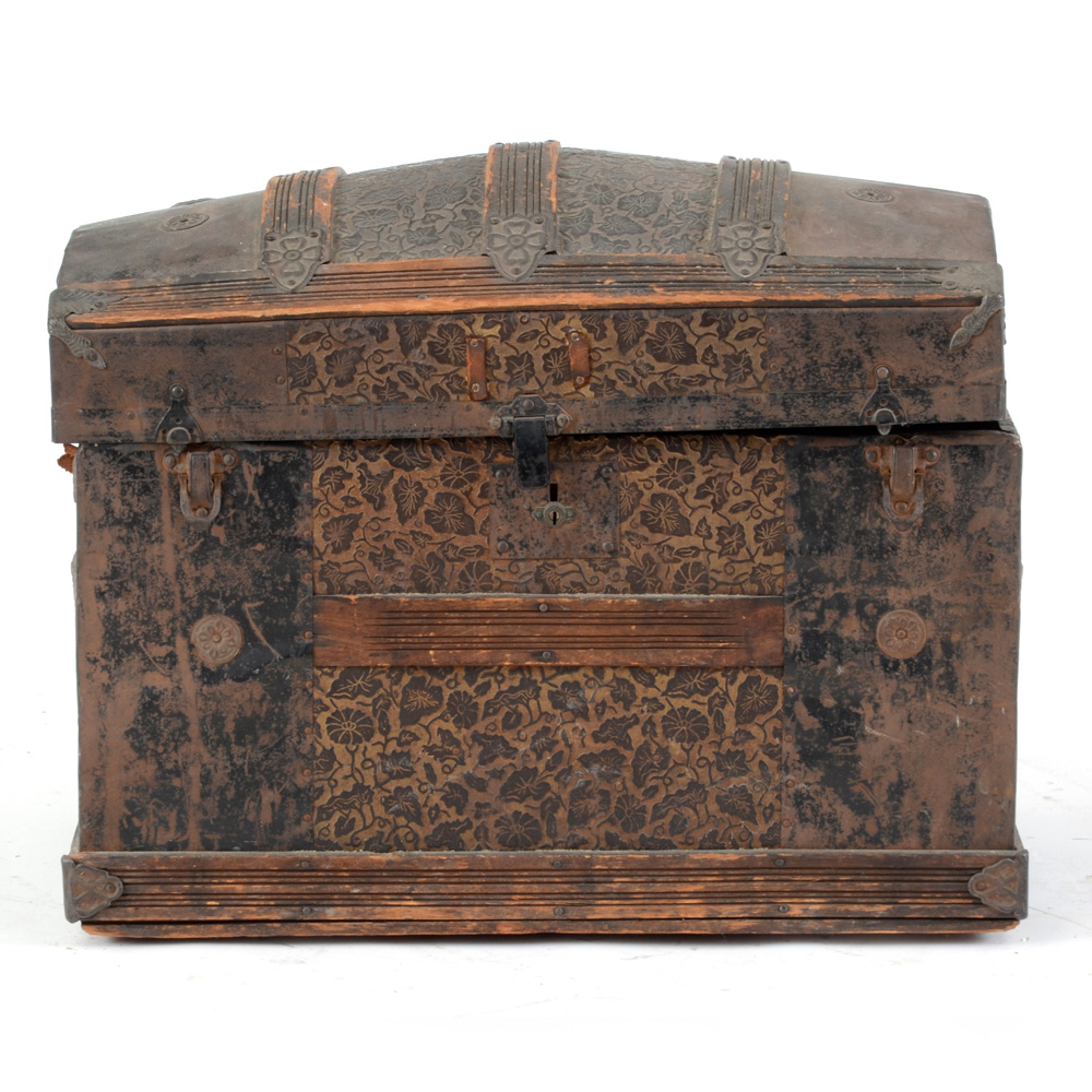 Victorian Dome-Top Trunk