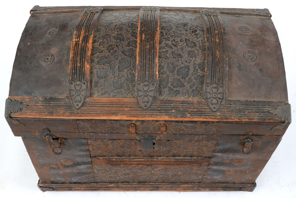 Victorian Dome-Top Trunk