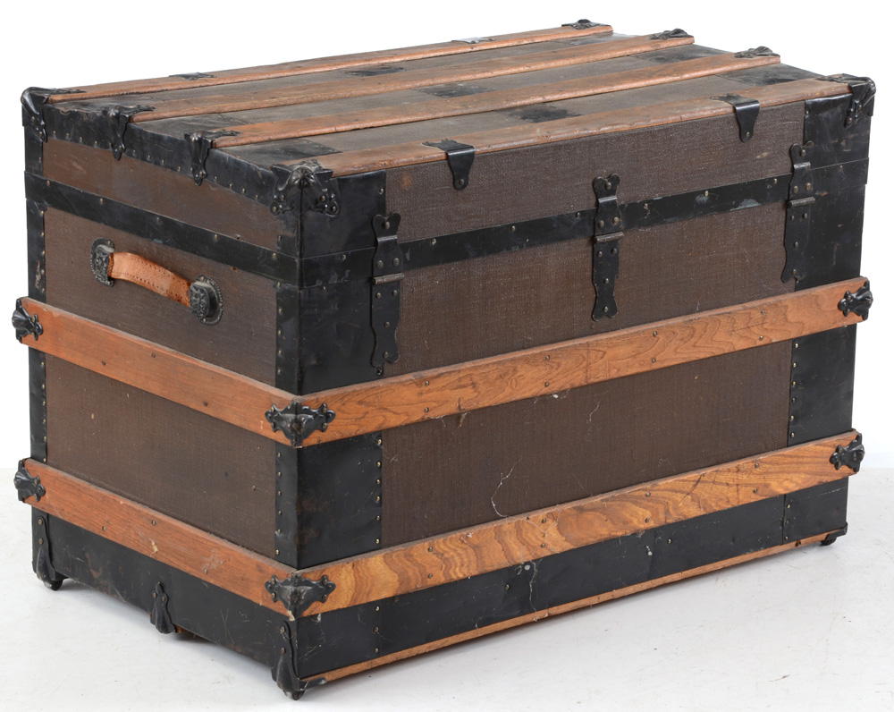 Victorian Flat-Top Trunk