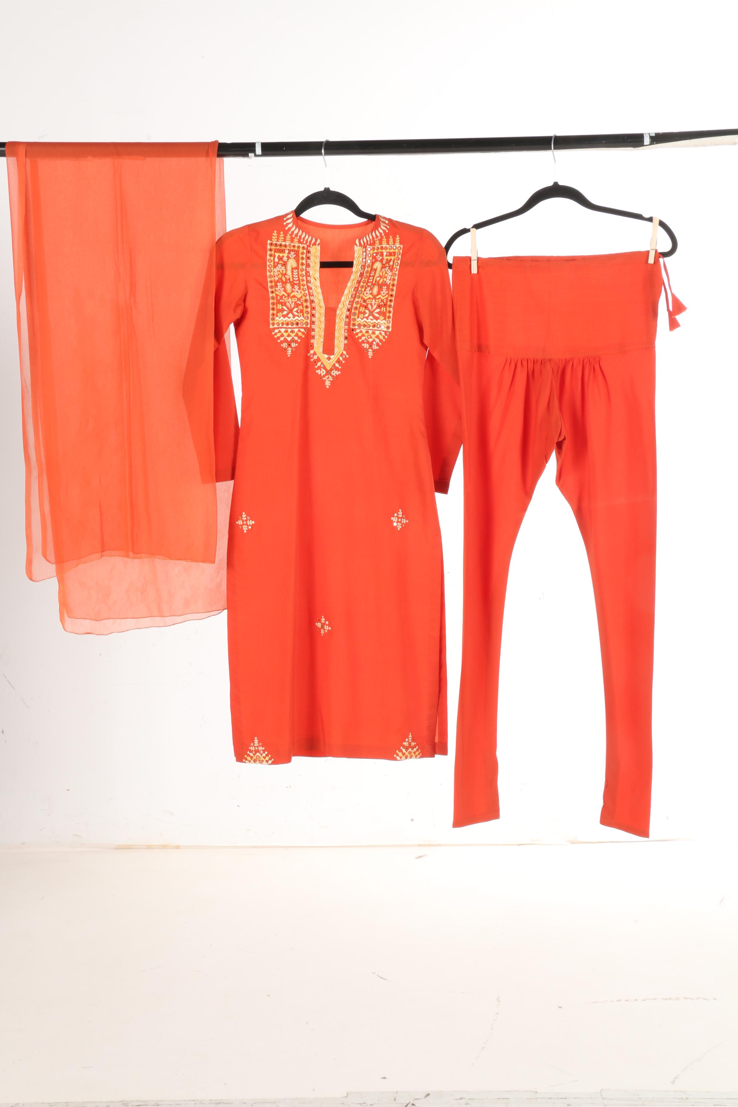 Womens Dresses and Pants