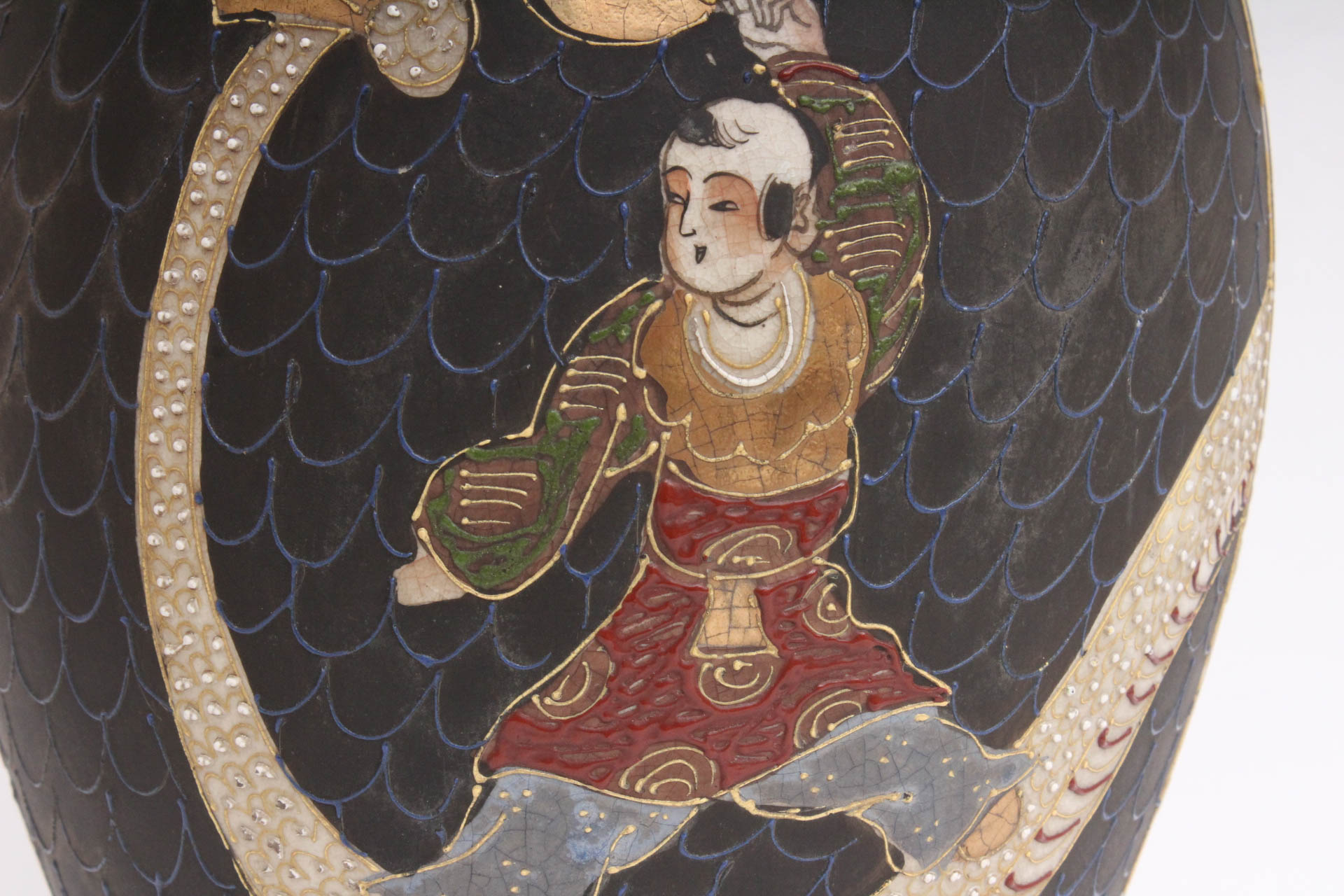 Antique Japanese Satsuma Kinkozan Vase