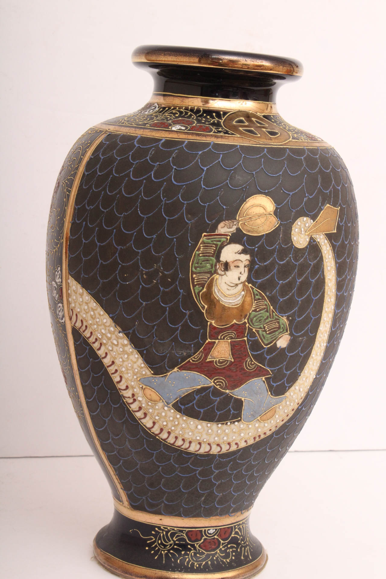 Antique Japanese Satsuma Kinkozan Vase