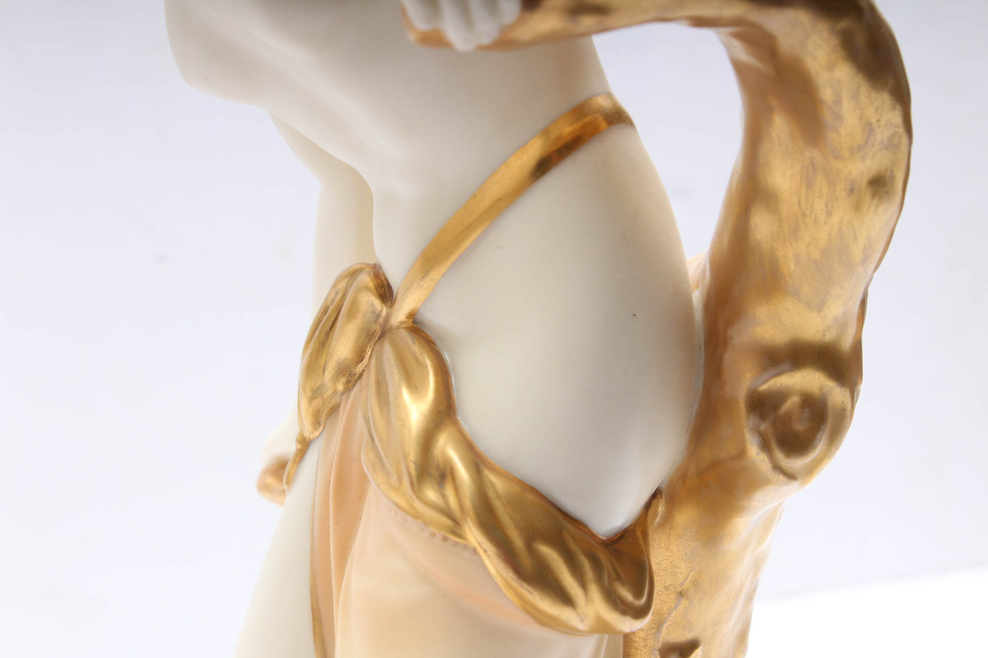 Royal Worcester Figurine "The Bather Surprised"