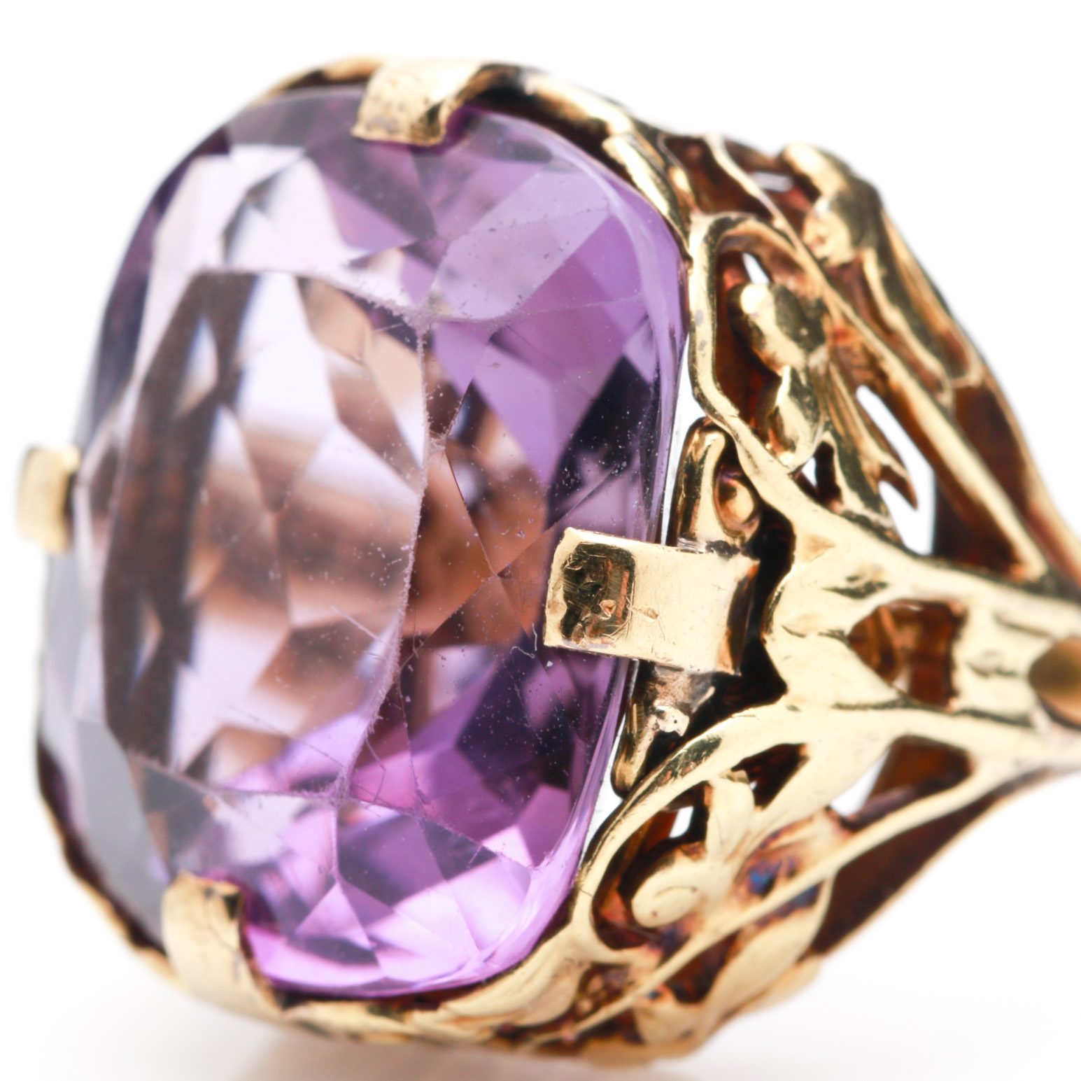14K Yellow Gold 10.81 CT Amethyst Ring