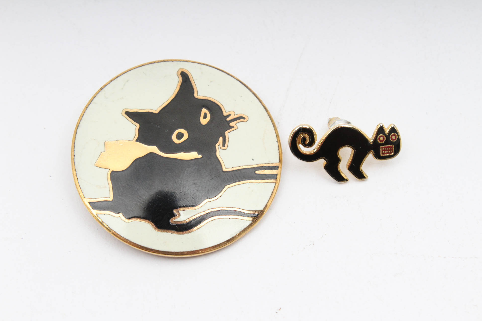 Feline Fashion Accessories