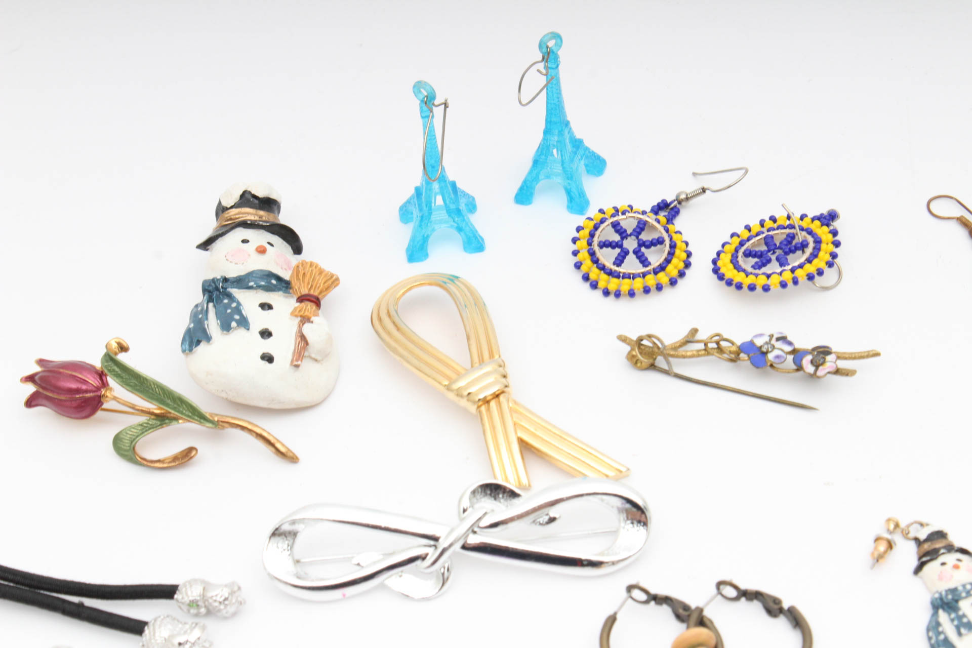 Wood Jewelry Chest With Vintage Jewelry