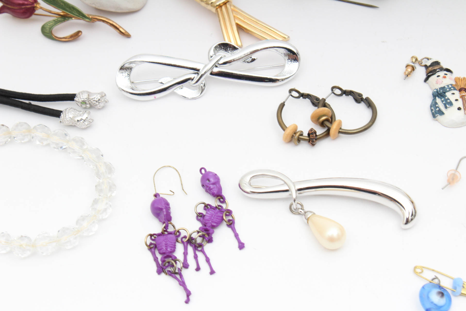 Wood Jewelry Chest With Vintage Jewelry