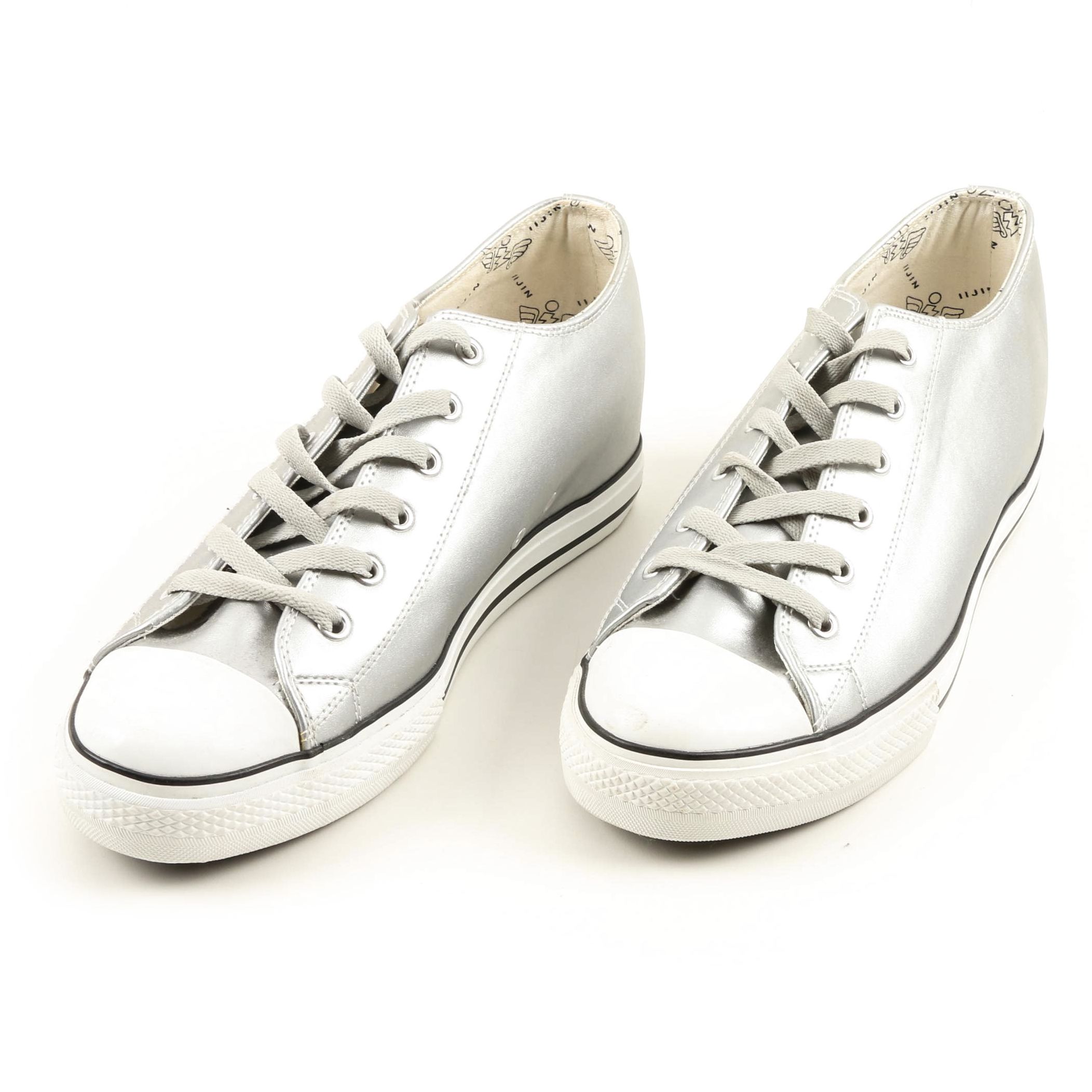 iiJin Metallic Silver Sneakers