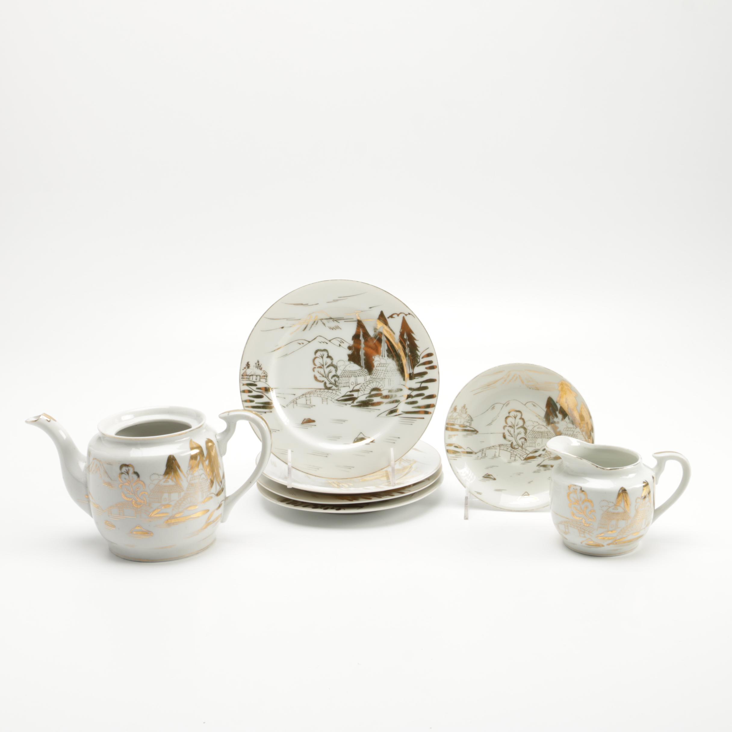 Japanese Kutani Gold and White Ceramic Tea Set