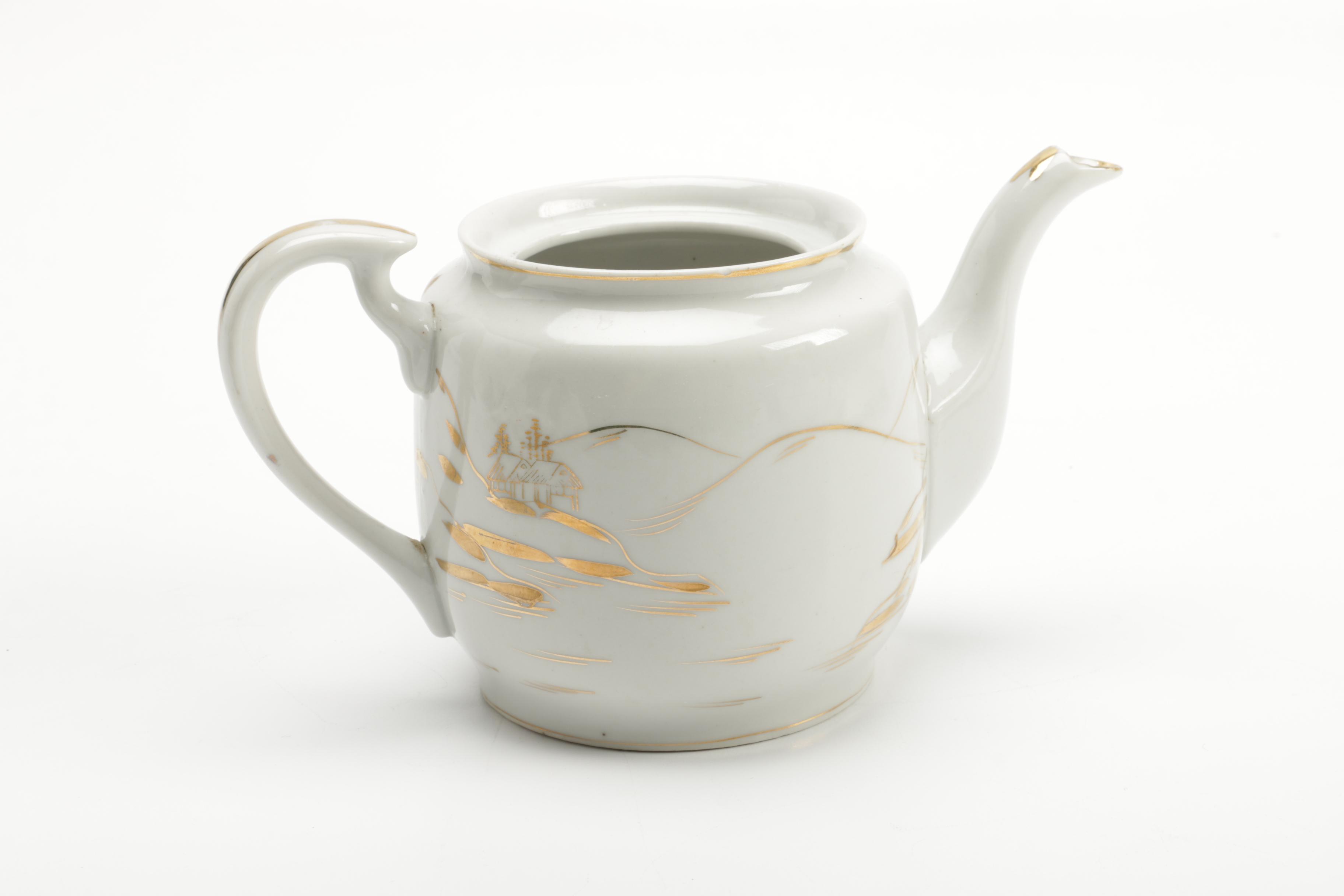 Japanese Kutani Gold and White Ceramic Tea Set