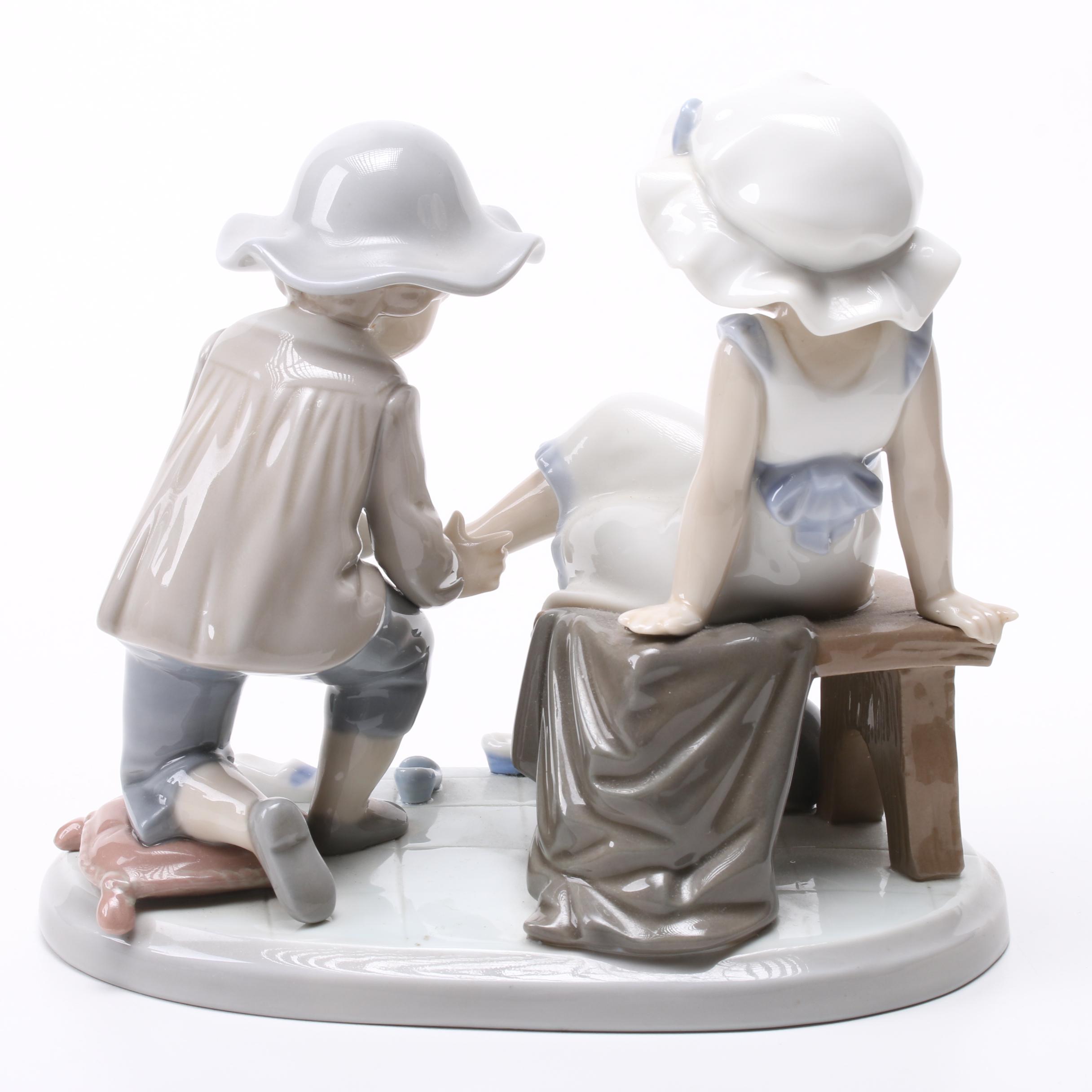 Lladro "Try This One" Figurine