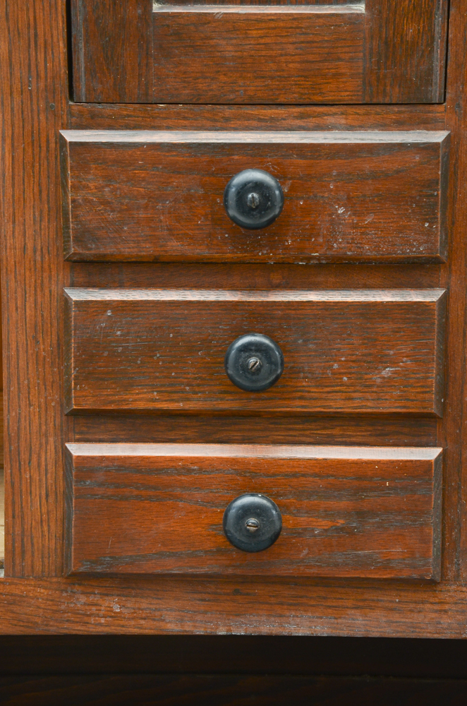 Victorian Oak Cupboard-on-Dry Sink