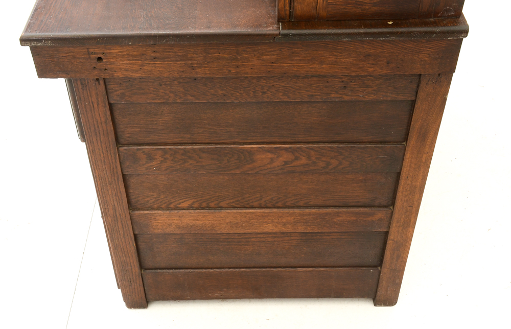 Victorian Oak Cupboard-on-Dry Sink
