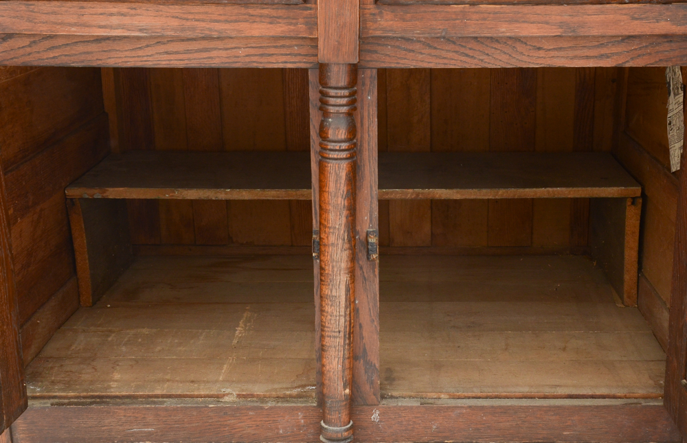 Victorian Oak Cupboard-on-Dry Sink