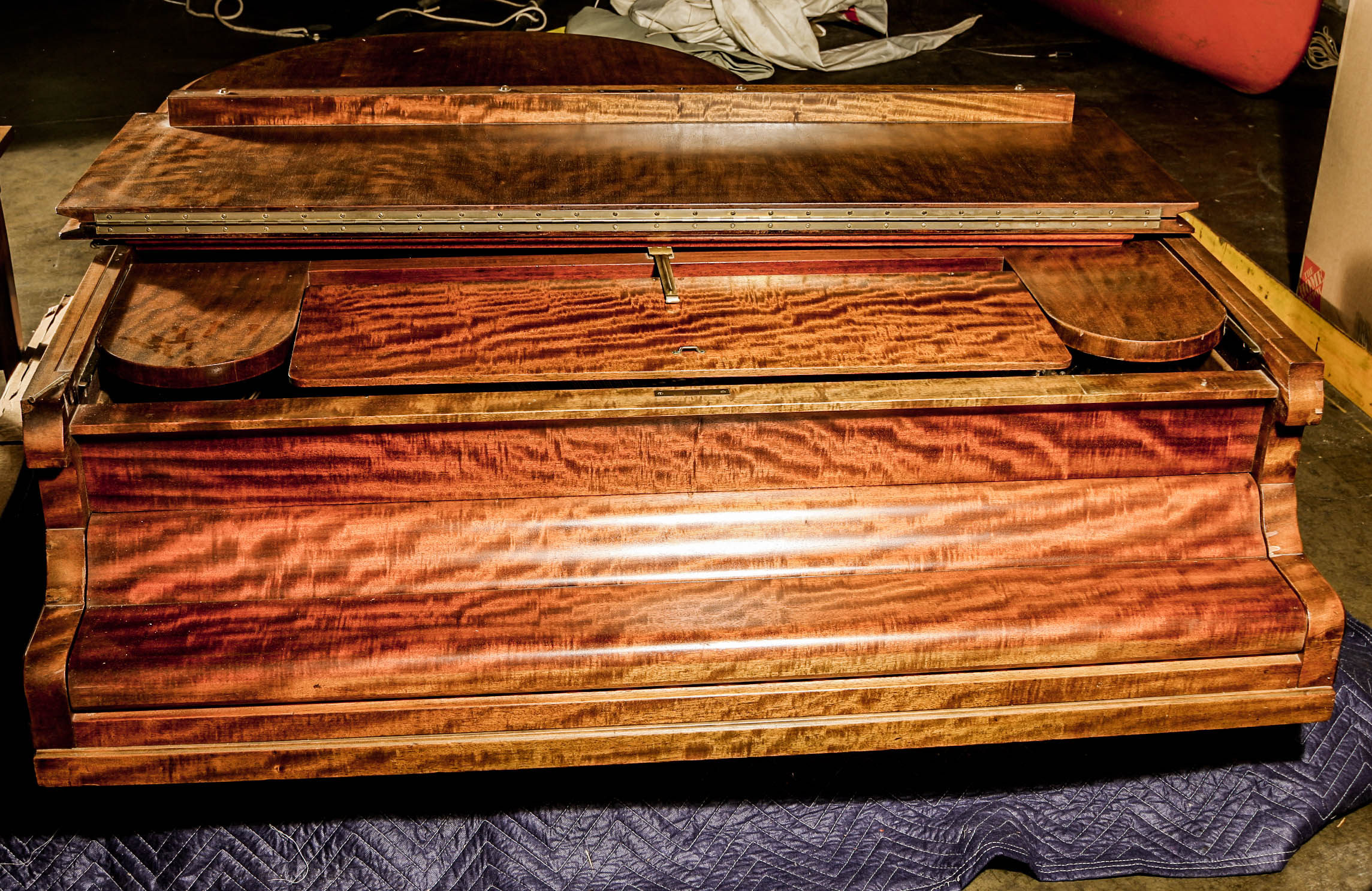 1904 Behning & Sons Mahogany Baby Grand Piano