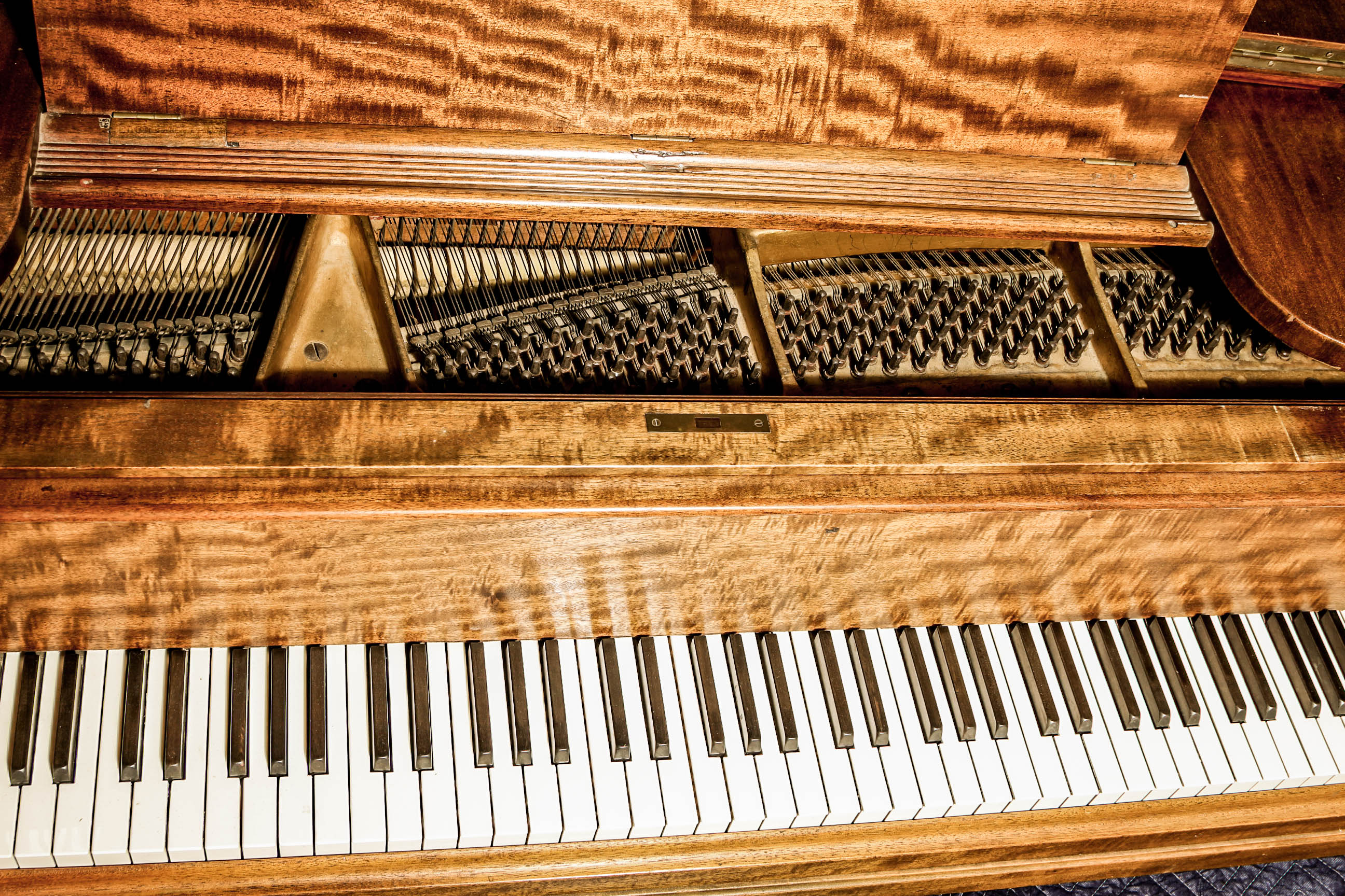 1904 Behning & Sons Mahogany Baby Grand Piano