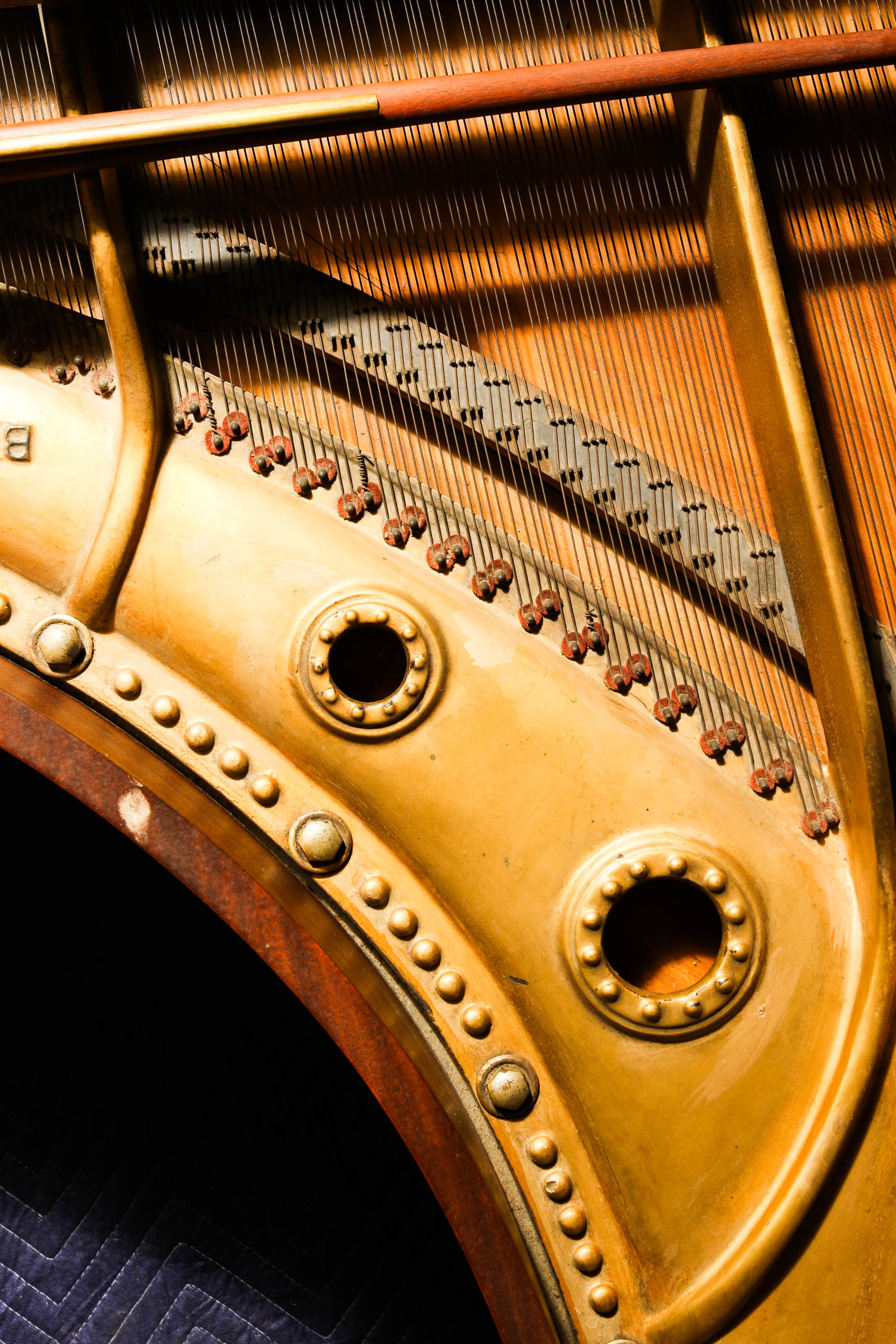 1904 Behning & Sons Mahogany Baby Grand Piano