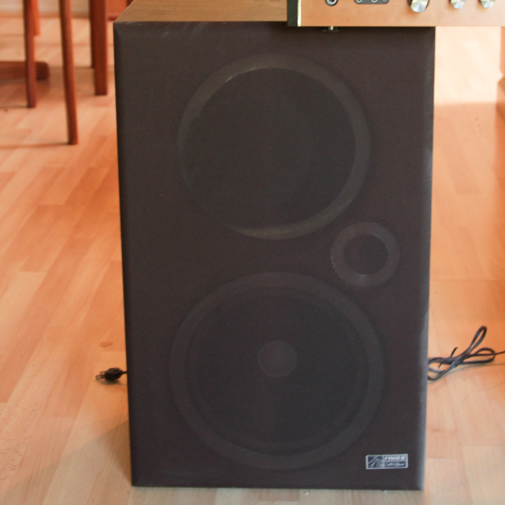 Fisher Turntable Stereo Receiver and Speakers