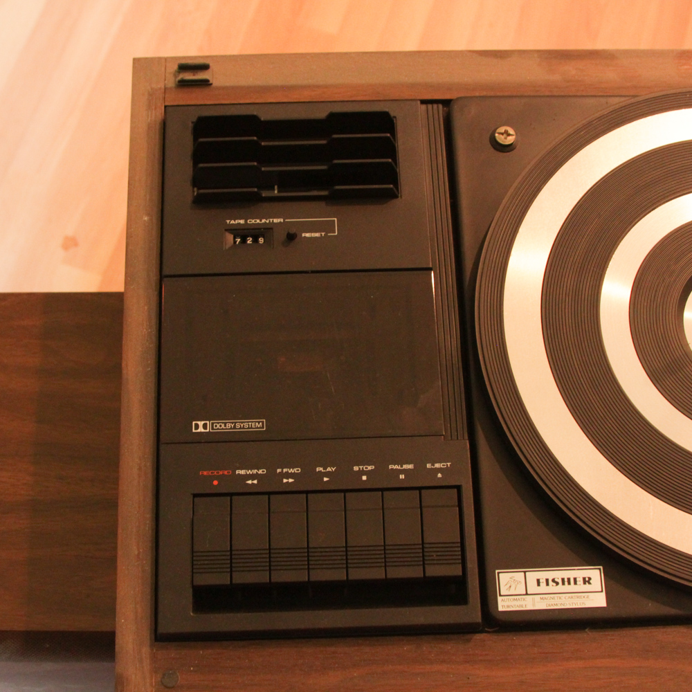 Fisher Turntable Stereo Receiver and Speakers