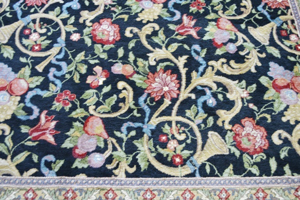 Power Loomed French Horn Wool Area Rug