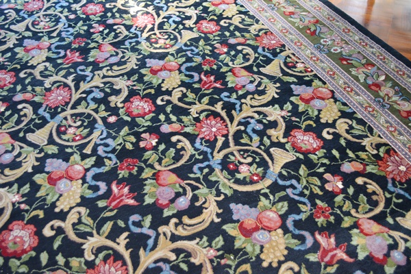 Power Loomed French Horn Wool Area Rug