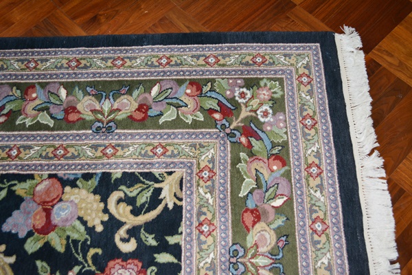 Power Loomed French Horn Wool Area Rug