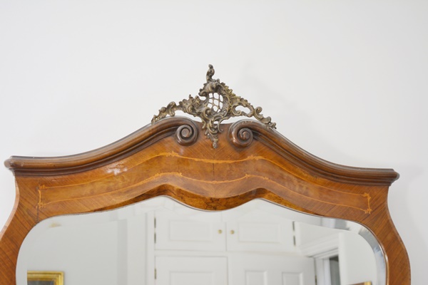 Antique Italian Louis XV Style Bombe Dresser With Mirror