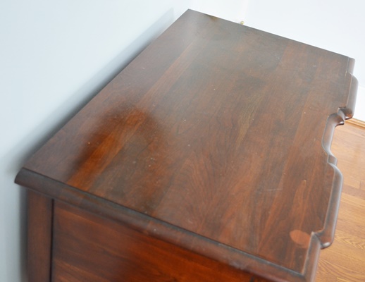 Pennsylvania House Queen Anne Style Side Table