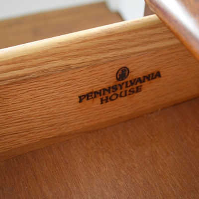 Pennsylvania House Queen Anne Style Side Table