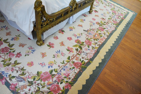 Rug Gallery Machine Woven Synthetic Floral Area Rug
