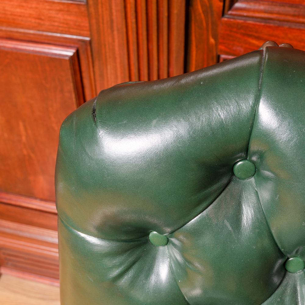 Vintage Tufted Green Leather Office Chair