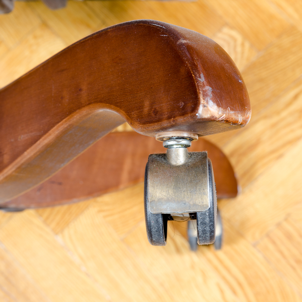 Vintage Tufted Green Leather Office Chair