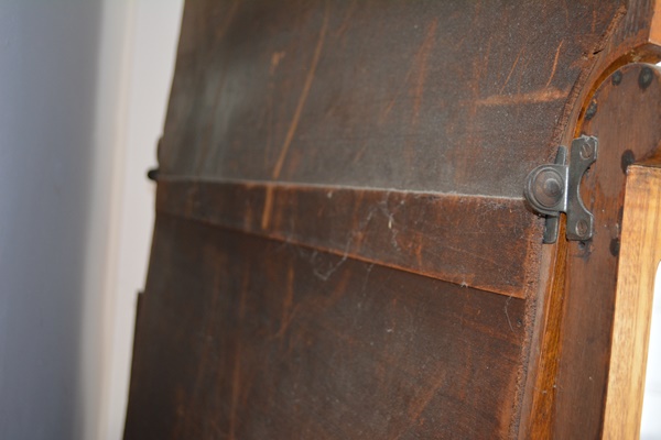 Antique Serpentine Quilted Maple Dresser With Mirror