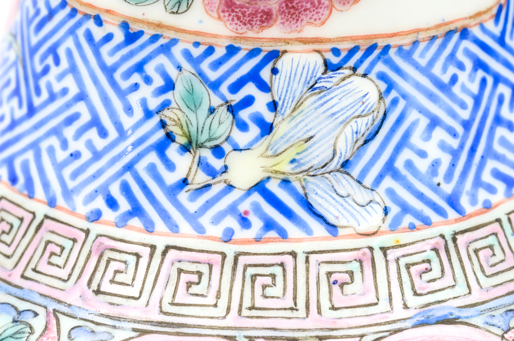 Exceptional Chinese Porcelain Vase