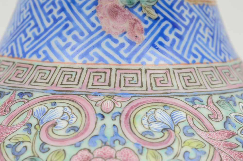 Exceptional Chinese Porcelain Vase