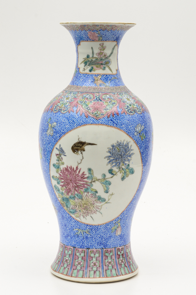 Exceptional Chinese Porcelain Vase