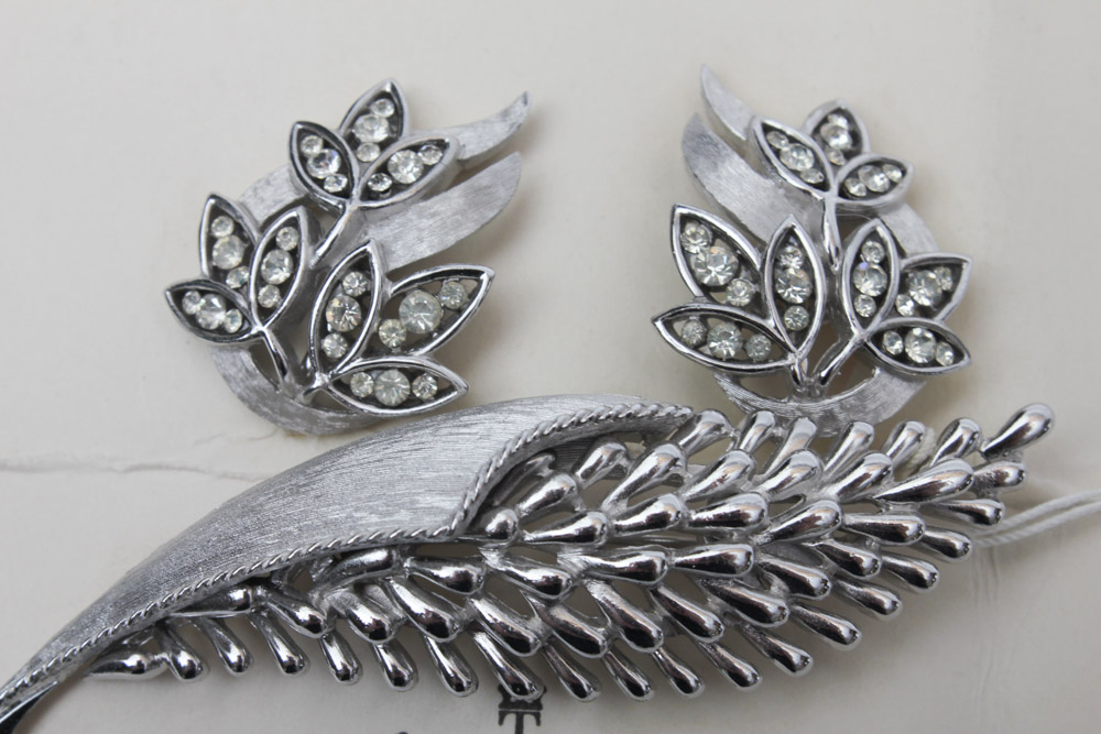 Vintage Trifari Costume Jewelry