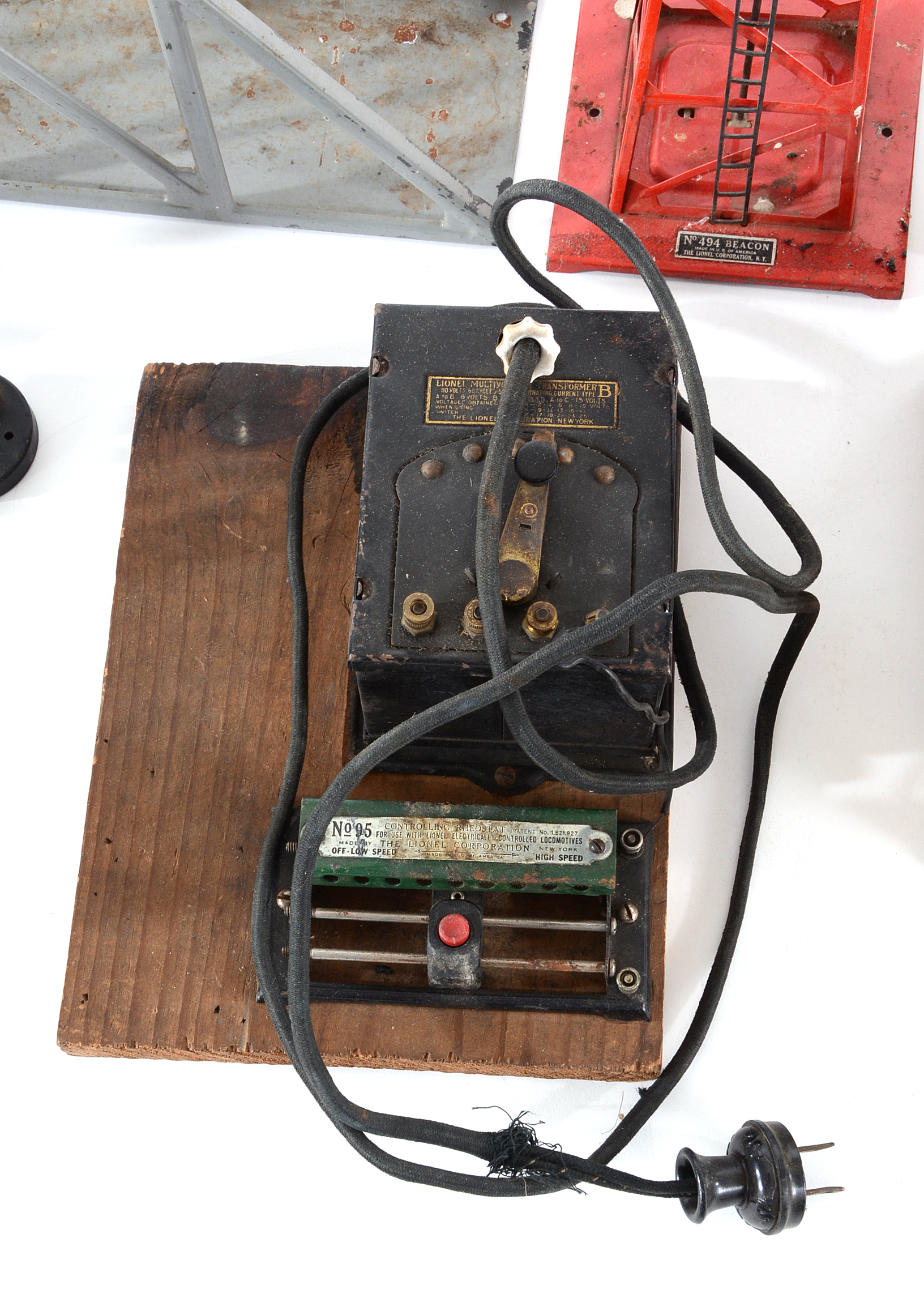 Train Accessories fot O Gauge Trains