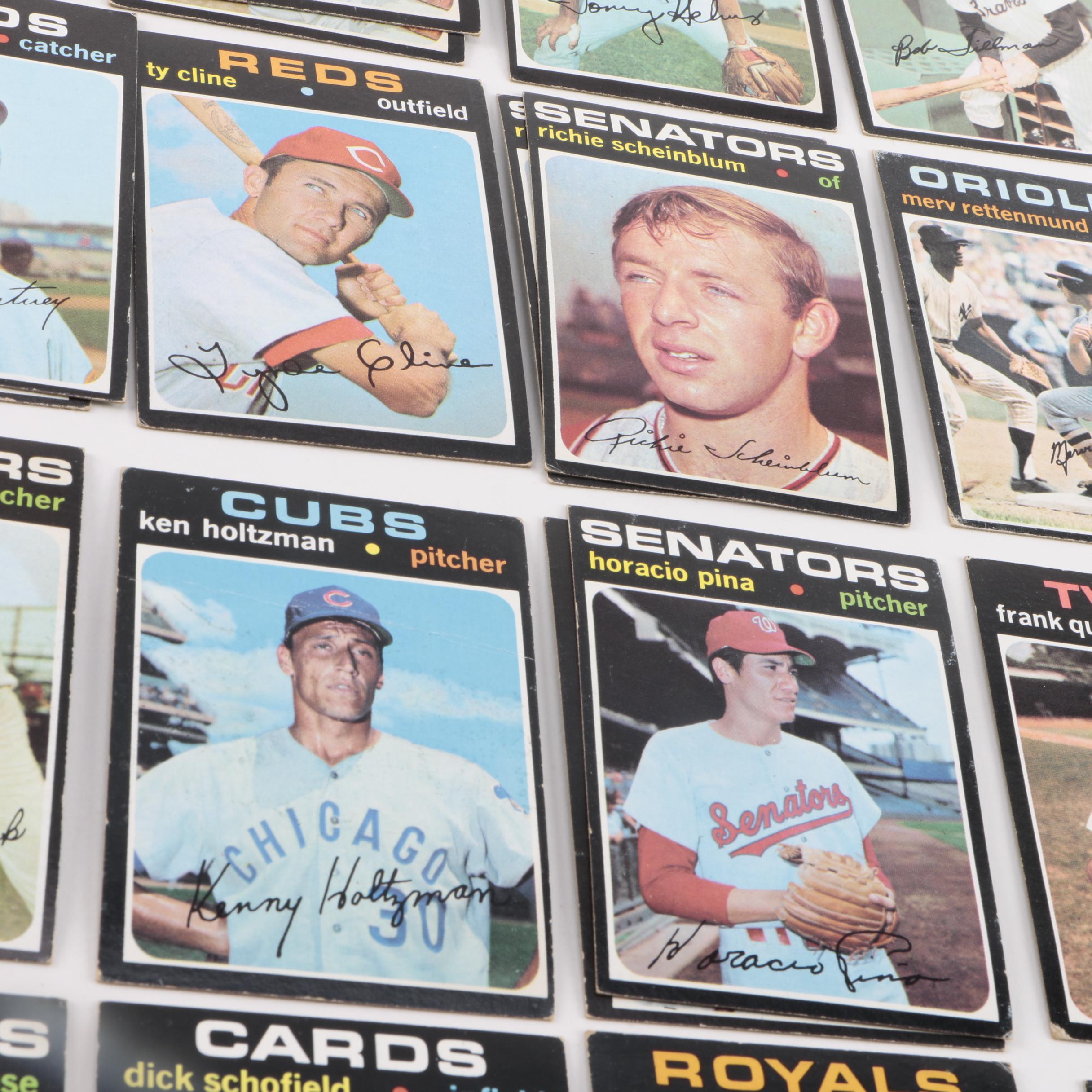Collection of 1971 Topps Baseball Cards