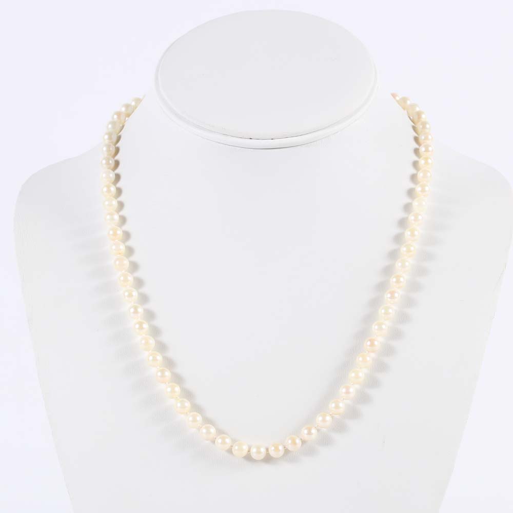 Individually Knotted Cultured Pearl Necklace with 14K Gold Clasp