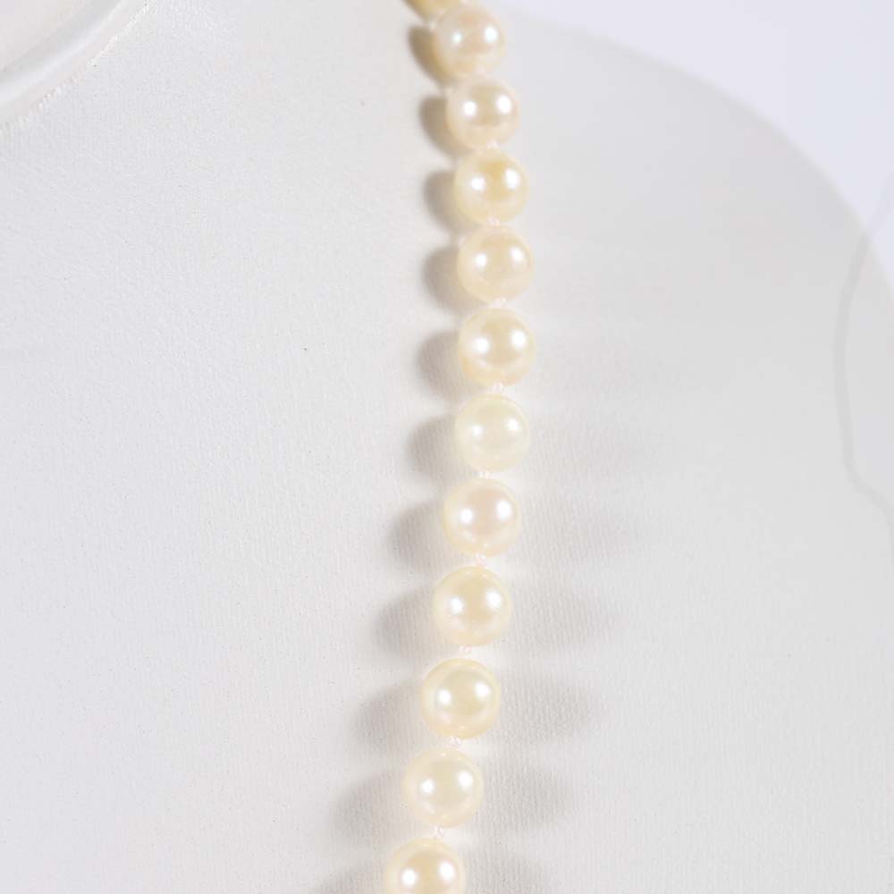 Individually Knotted Cultured Pearl Necklace with 14K Gold Clasp
